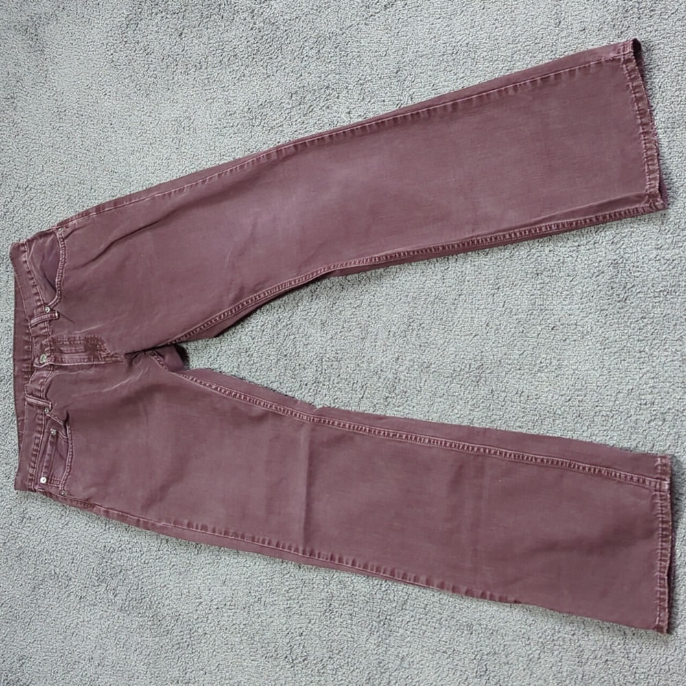 Levi's 514 Jeans Straight Leg in Wine